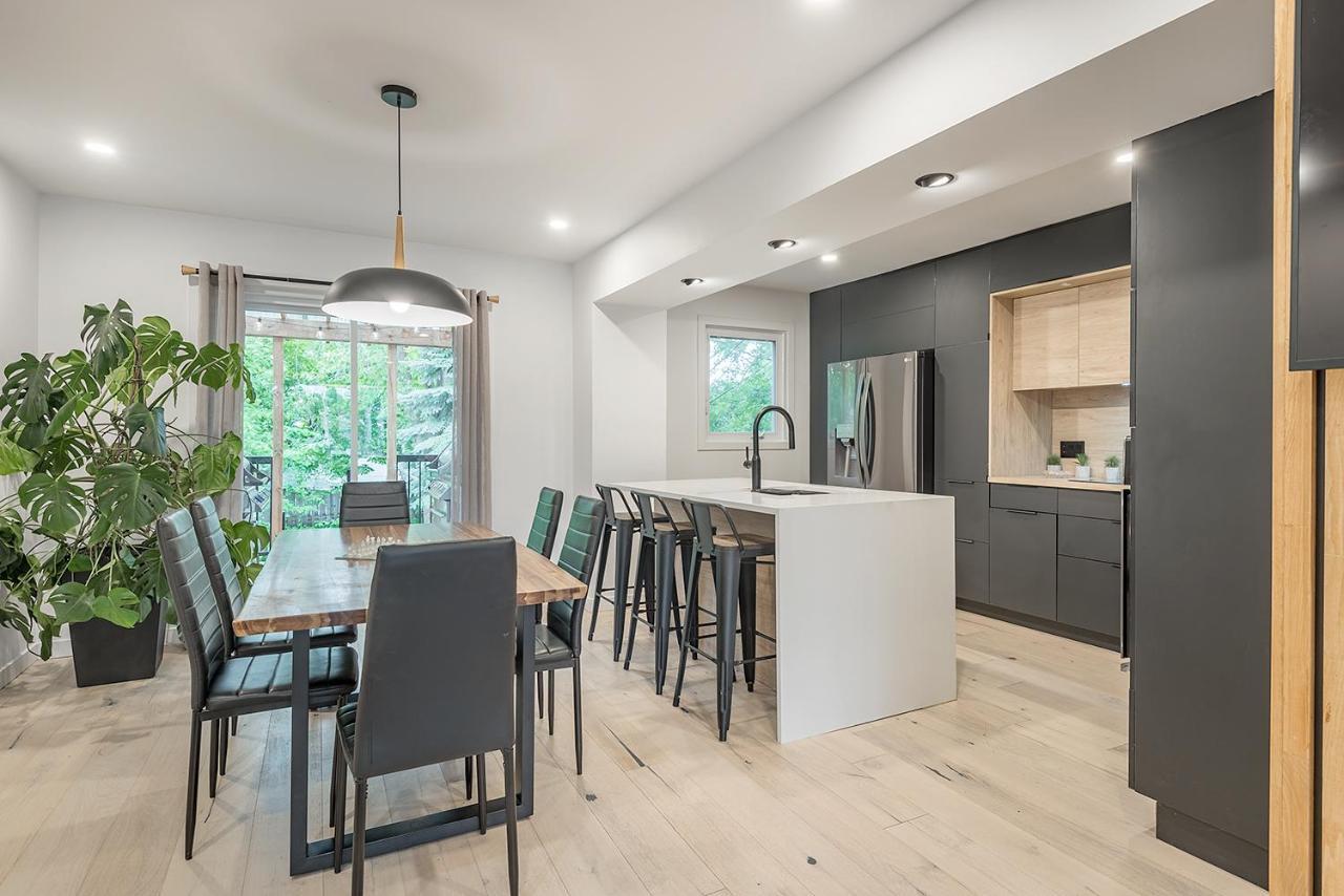 Free Parking Prime Location New Modern Condo 브로사르 외부 사진